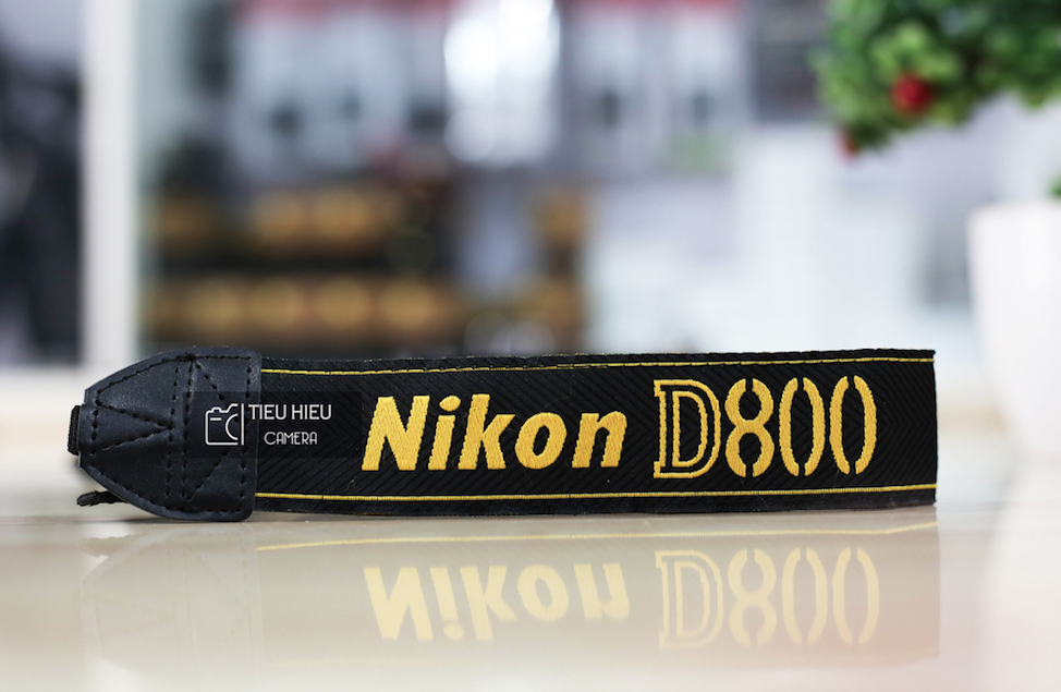 Dây đeo máy ảnh Nikon D800